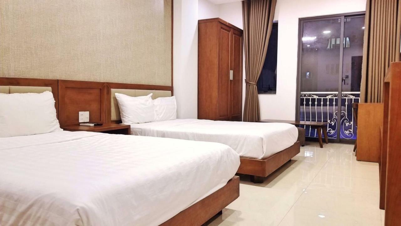 Aris Beach Apartment & Hotel Дананг Экстерьер фото
