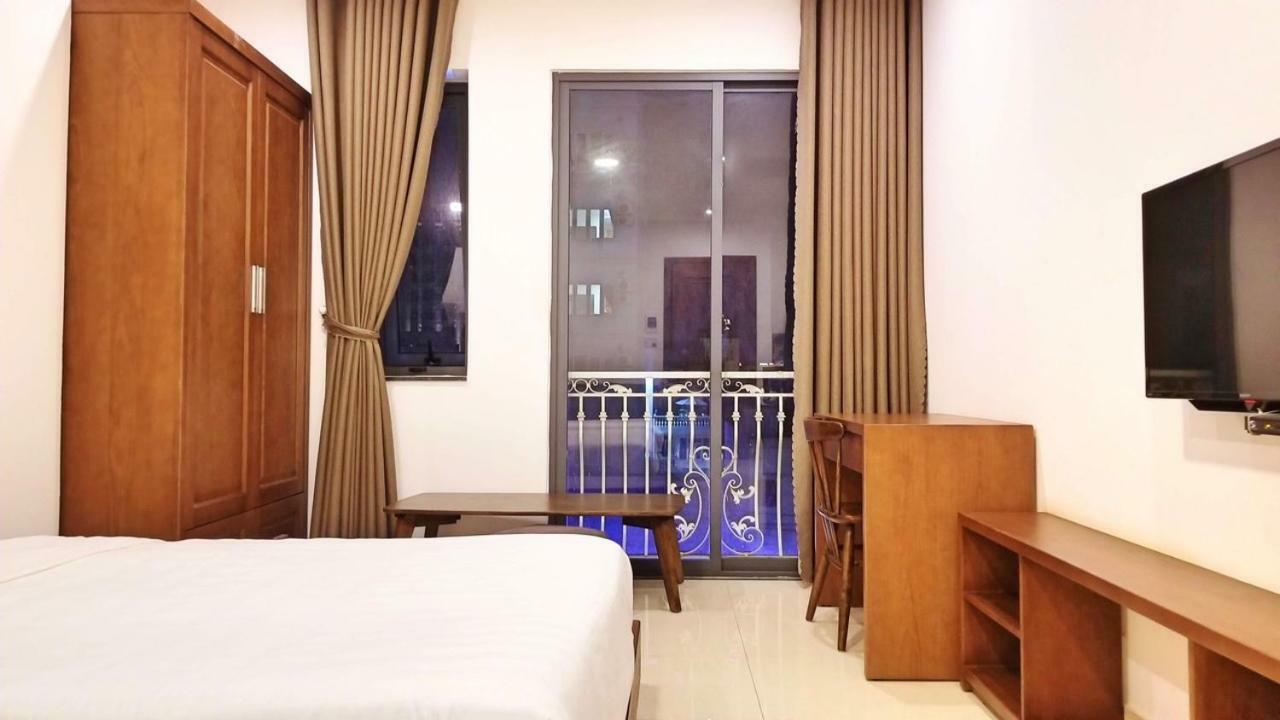 Aris Beach Apartment & Hotel Дананг Экстерьер фото