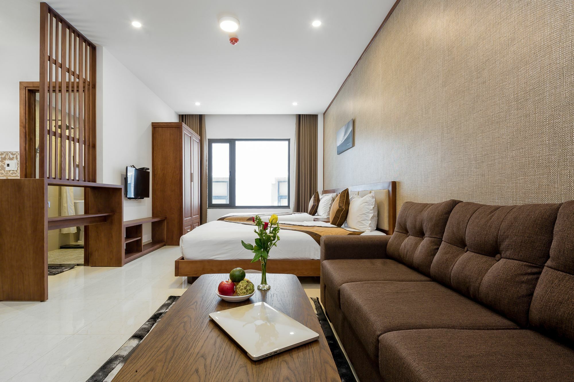 Aris Beach Apartment & Hotel Дананг Экстерьер фото